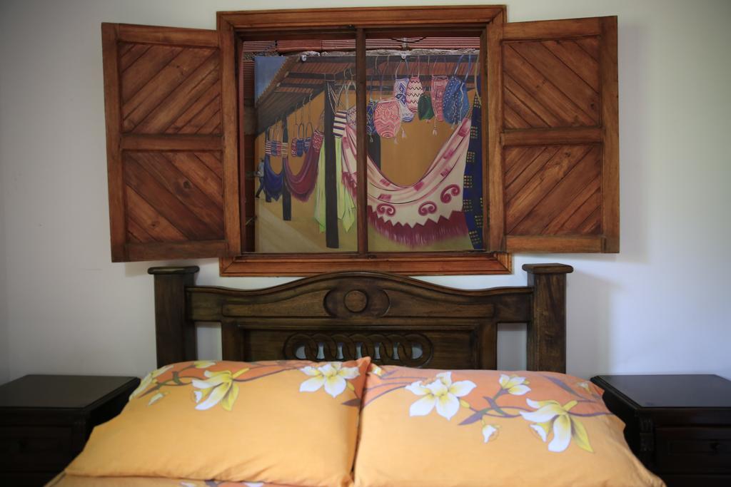 Hostal Pelikan Taganga Exterior foto